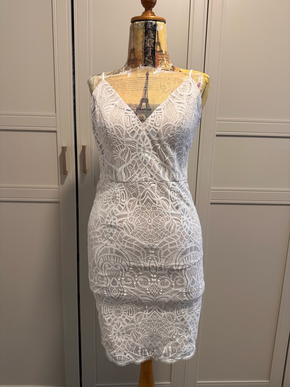 Vince Camuto White Lace Spaghetti Strap Sheath Dress - Picture 3 of 11
